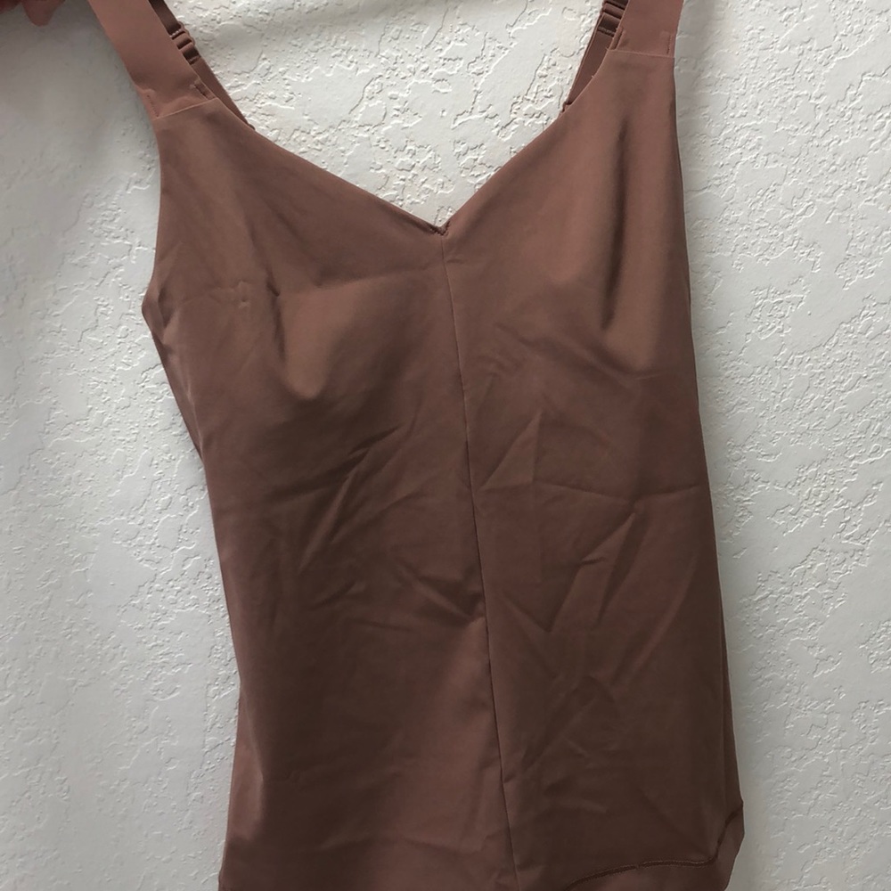 Lululemon tank NWT